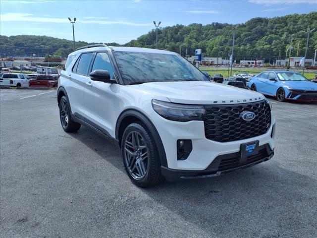 new 2025 Ford Explorer car, priced at $59,710