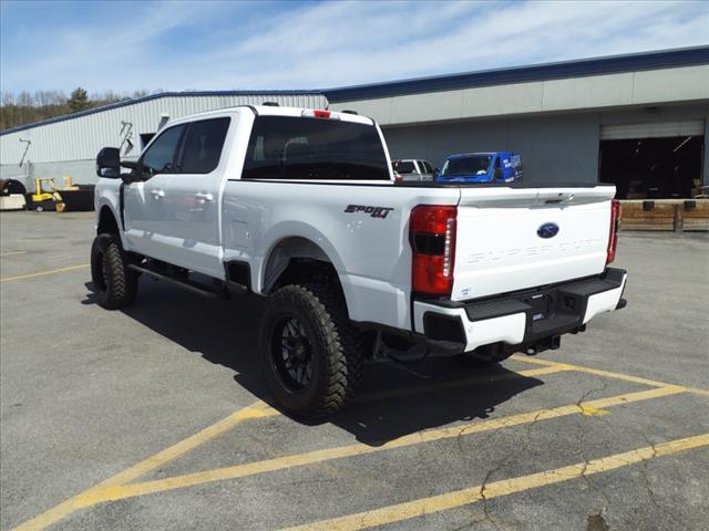 new 2024 Ford F-350 car, priced at $67,123