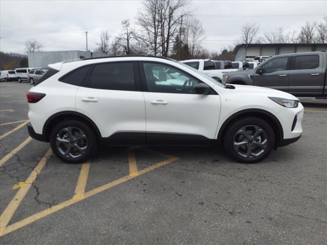 new 2025 Ford Escape car