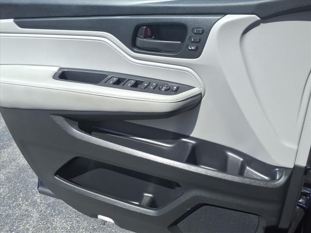 used 2024 Honda Odyssey car, priced at $40,990