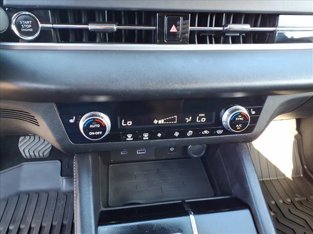 used 2024 Mitsubishi Outlander car, priced at $28,990