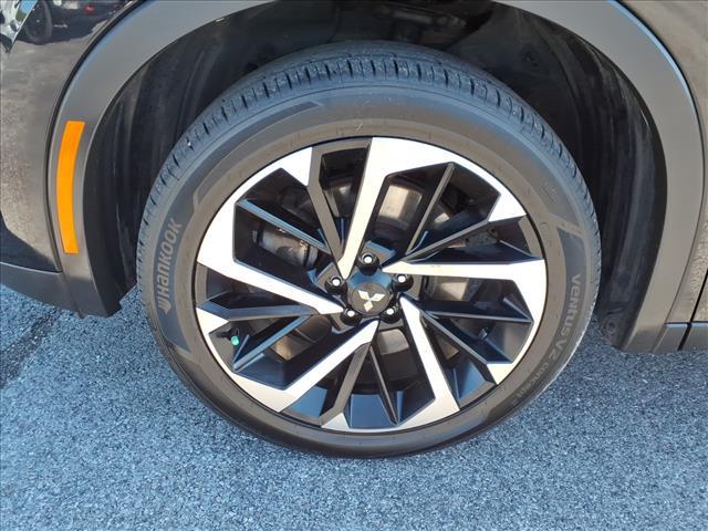 used 2024 Mitsubishi Outlander car, priced at $28,990