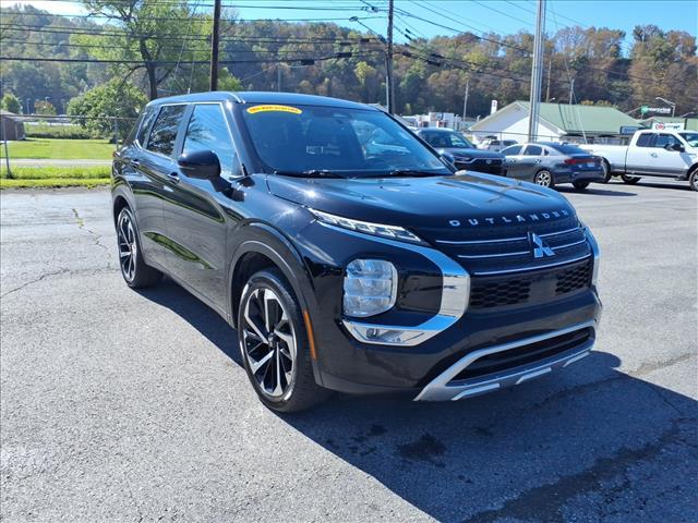 used 2024 Mitsubishi Outlander car, priced at $28,990