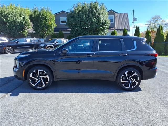 used 2024 Mitsubishi Outlander car, priced at $28,990