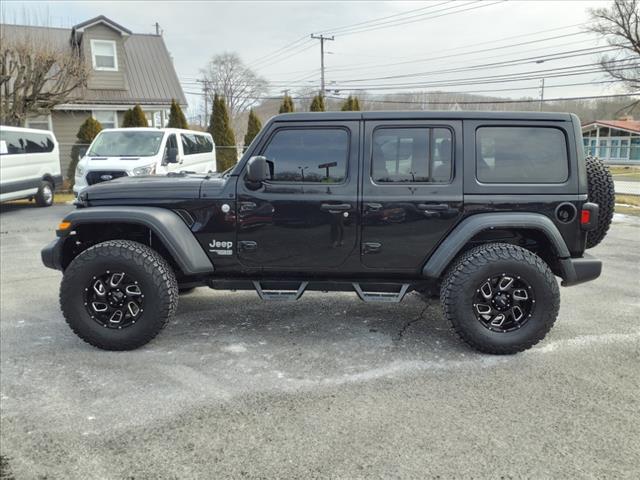 used 2018 Jeep Wrangler Unlimited car, priced at $29,990