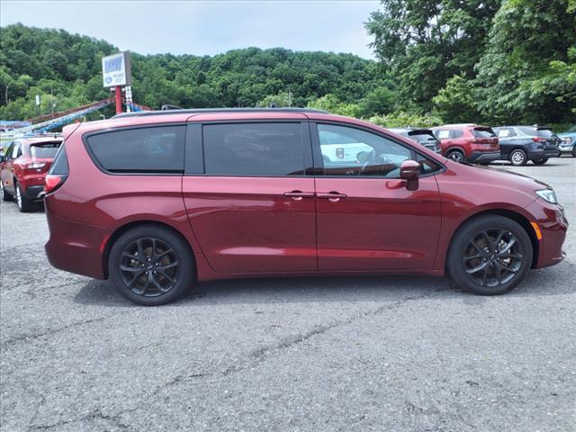 used 2022 Chrysler Pacifica car, priced at $32,990