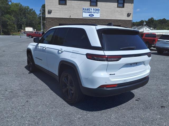 used 2023 Jeep Grand Cherokee car, priced at $37,890