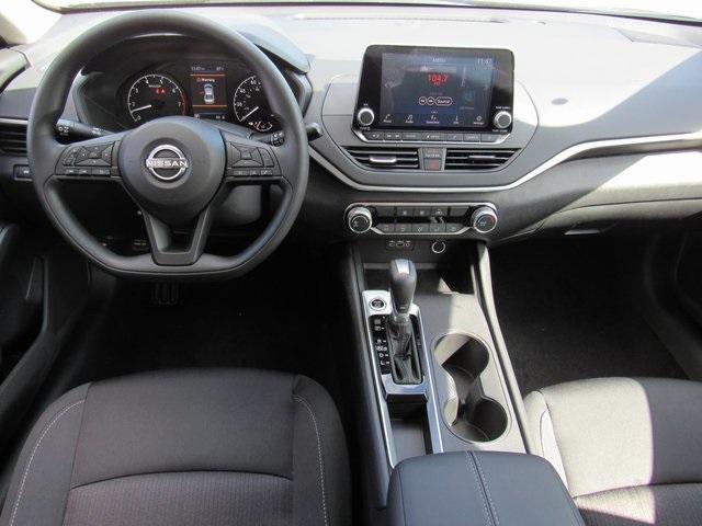 new 2025 Nissan Altima car, priced at $25,678