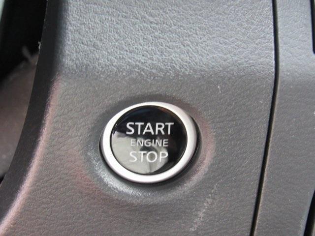 new 2025 Nissan Frontier car, priced at $30,915