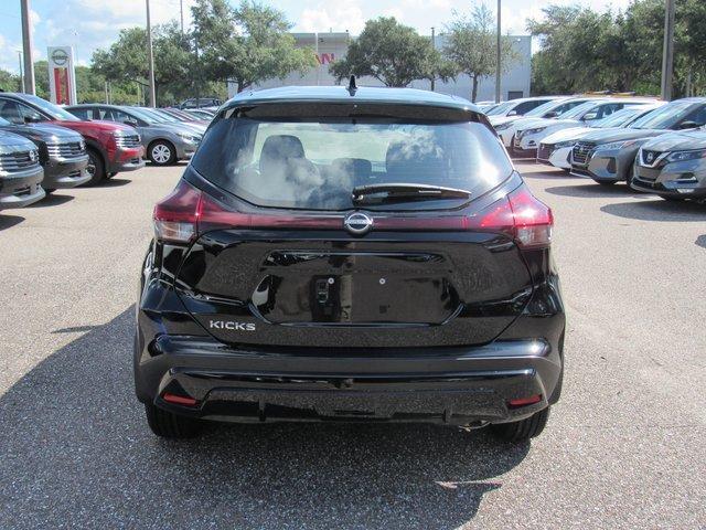 new 2025 Nissan Kicks Play car, priced at $21,720