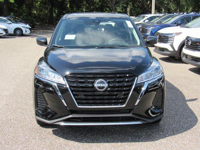 new 2025 Nissan Kicks Play car, priced at $21,720