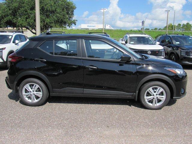 new 2025 Nissan Kicks Play car, priced at $21,720