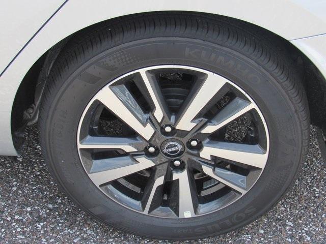 new 2025 Nissan Versa car, priced at $20,552