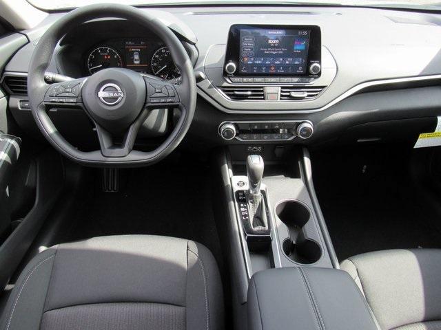 new 2025 Nissan Altima car, priced at $25,678