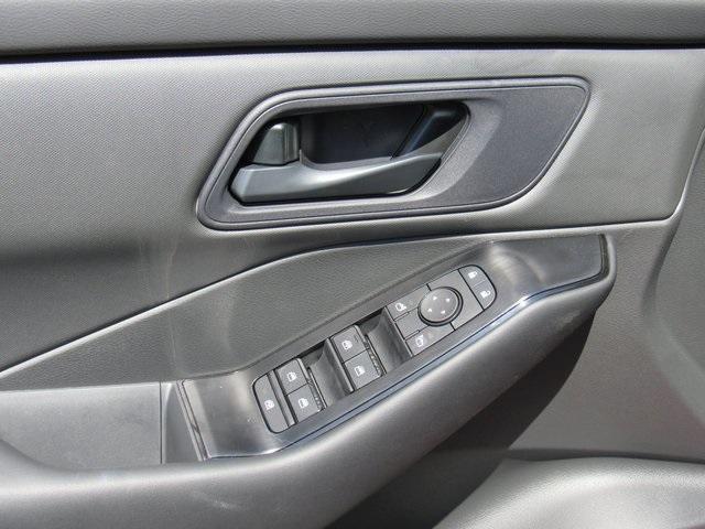 new 2025 Nissan Rogue car, priced at $28,353
