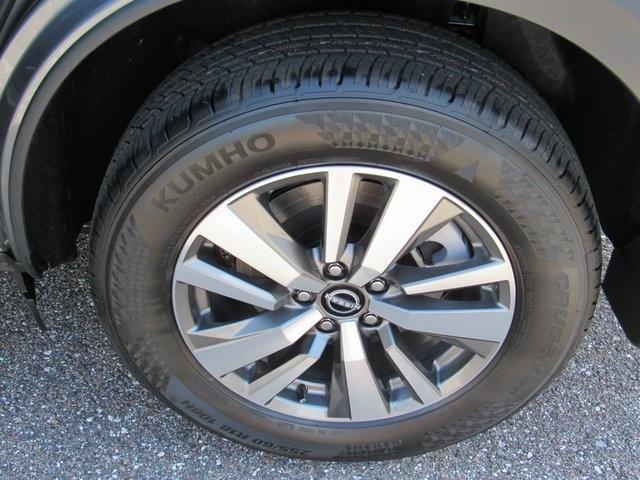 new 2025 Nissan Pathfinder car, priced at $35,726