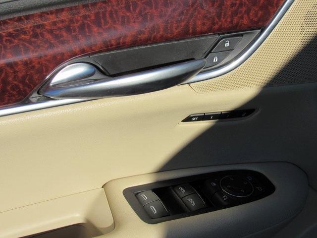 used 2019 Cadillac XT5 car, priced at $16,687