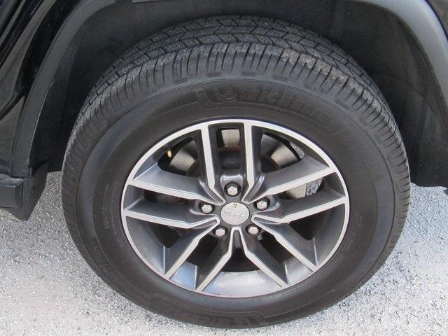 used 2018 Jeep Grand Cherokee car, priced at $13,327