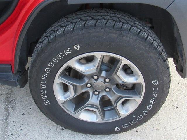 used 2019 Jeep Cherokee car, priced at $15,987