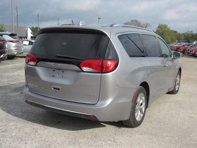 used 2018 Chrysler Pacifica car, priced at $13,558