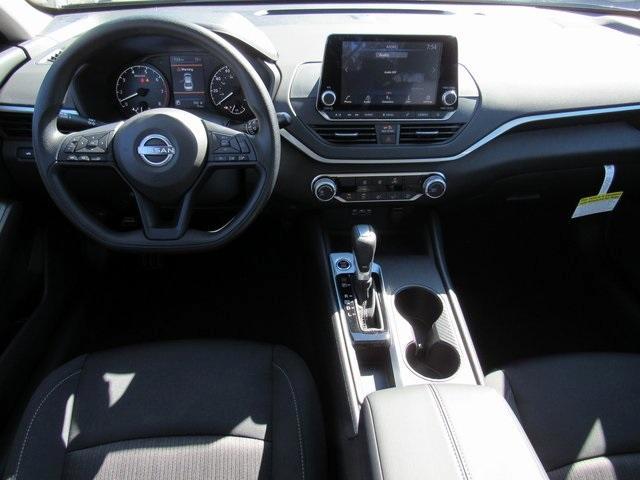 new 2025 Nissan Altima car, priced at $26,208