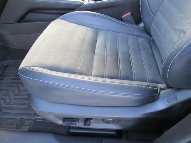 used 2024 Mitsubishi Outlander car, priced at $20,987