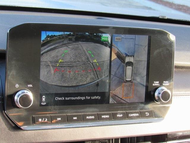 used 2024 Mitsubishi Outlander car, priced at $20,987