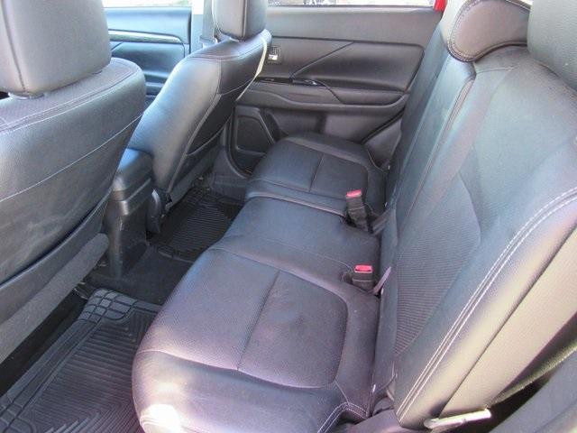 used 2016 Mitsubishi Outlander car