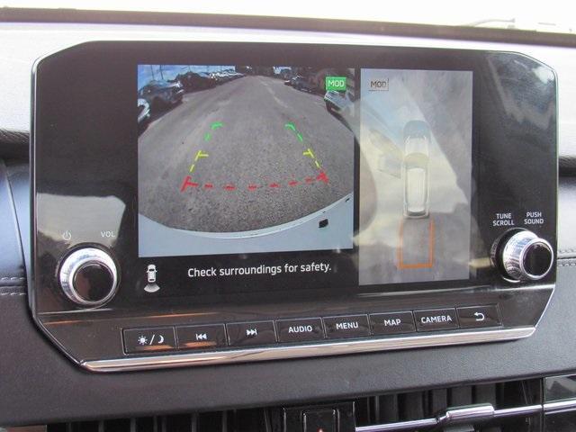 used 2024 Mitsubishi Outlander car, priced at $22,999