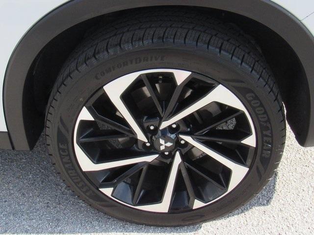 used 2024 Mitsubishi Outlander car, priced at $22,999