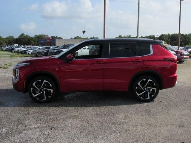 used 2024 Mitsubishi Outlander car, priced at $29,398