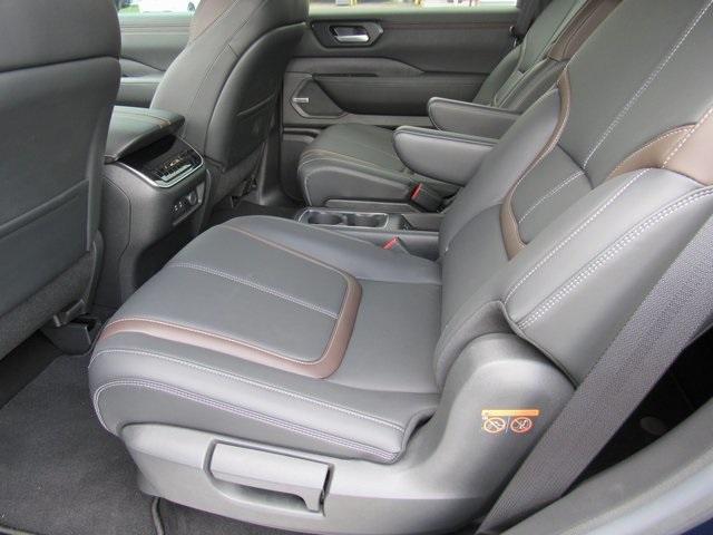 new 2025 Nissan Armada car