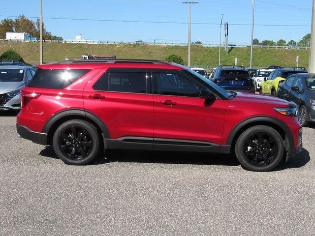 used 2023 Ford Explorer car, priced at $34,986