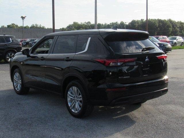 used 2024 Mitsubishi Outlander car, priced at $22,899