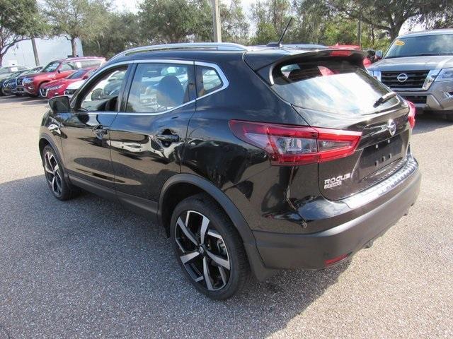 used 2022 Nissan Rogue Sport car, priced at $20,562