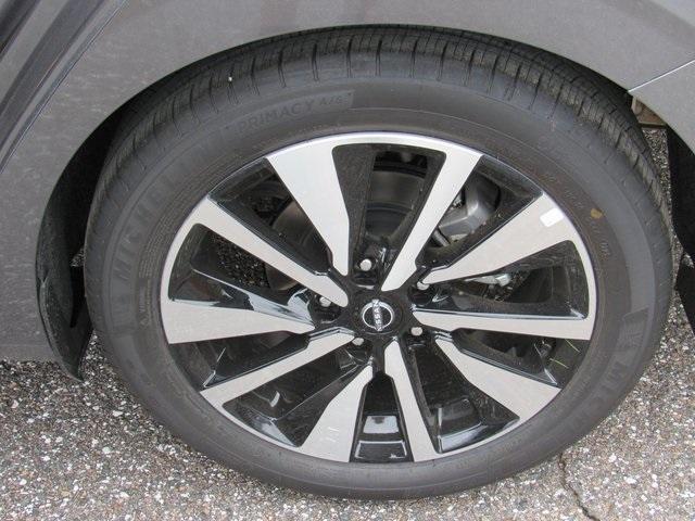 new 2025 Nissan Sentra car, priced at $23,941