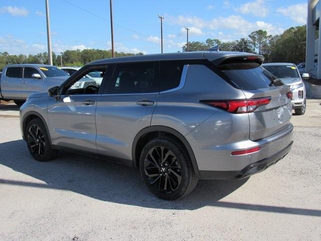 used 2022 Mitsubishi Outlander car, priced at $24,840