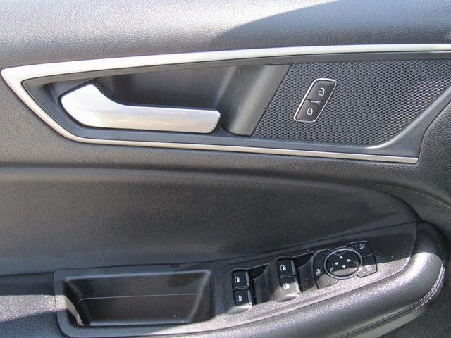 used 2022 Ford Edge car, priced at $21,993