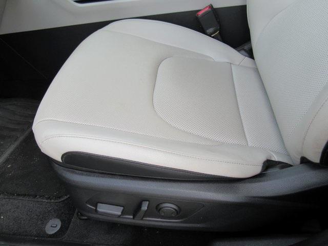 used 2024 Kia Sportage car, priced at $22,789