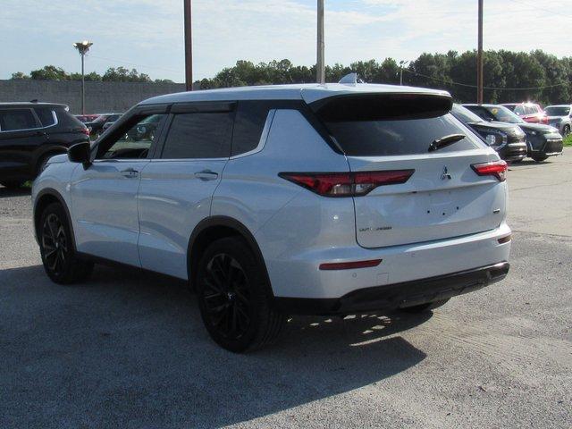 used 2024 Mitsubishi Outlander car, priced at $22,094