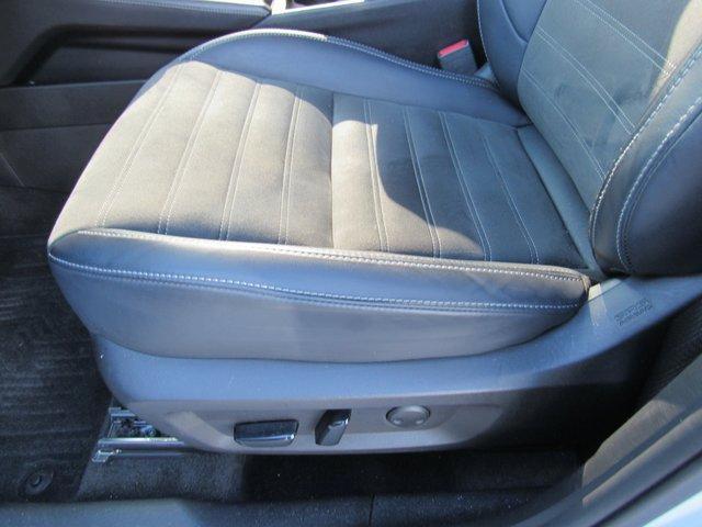 used 2024 Mitsubishi Outlander car, priced at $22,094