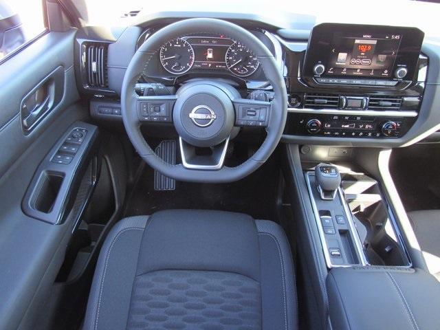 new 2025 Nissan Pathfinder car, priced at $40,760