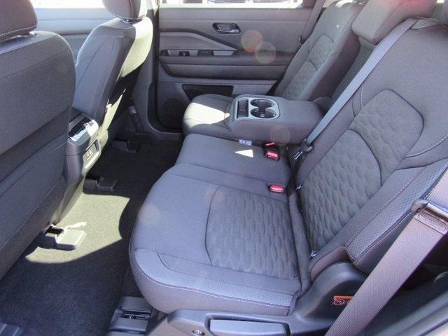 new 2025 Nissan Pathfinder car, priced at $40,760