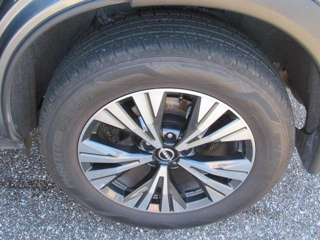 used 2023 Nissan Rogue car, priced at $14,987