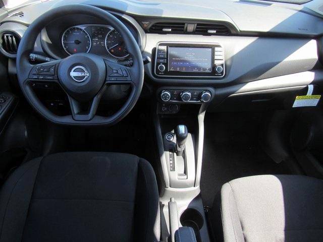 new 2025 Nissan Kicks Play car, priced at $21,919