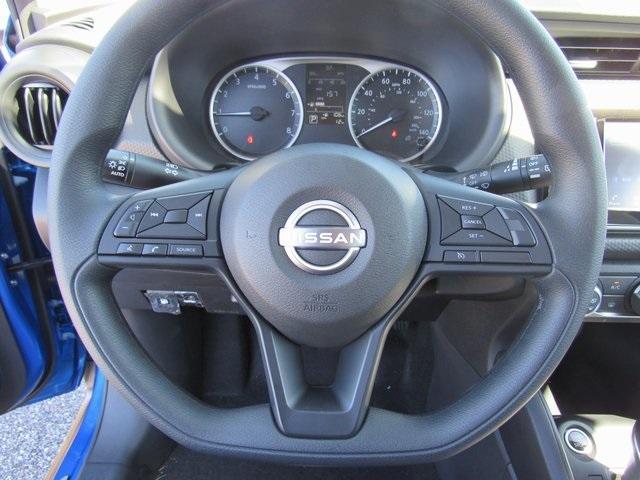 new 2025 Nissan Kicks Play car, priced at $21,919