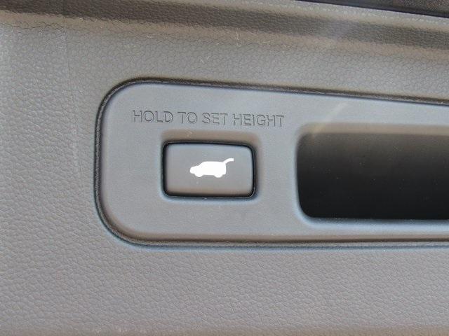 used 2024 Honda Pilot car, priced at $44,987