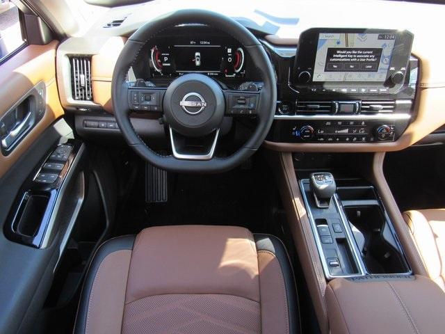 new 2025 Nissan Pathfinder car, priced at $42,747