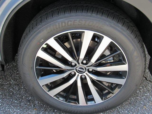 new 2025 Nissan Pathfinder car, priced at $42,747