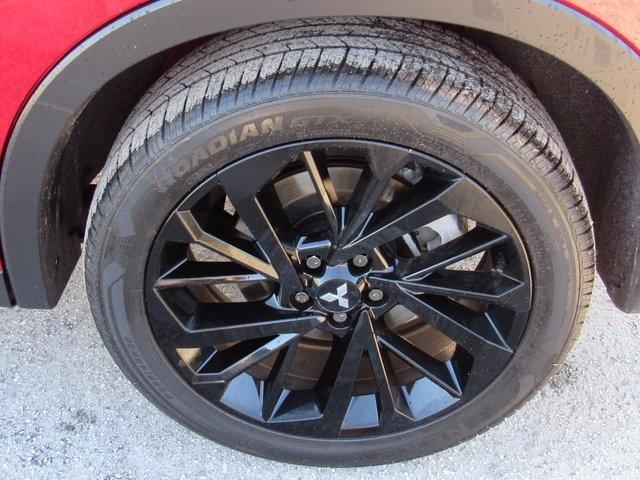 used 2024 Mitsubishi Outlander car, priced at $25,885